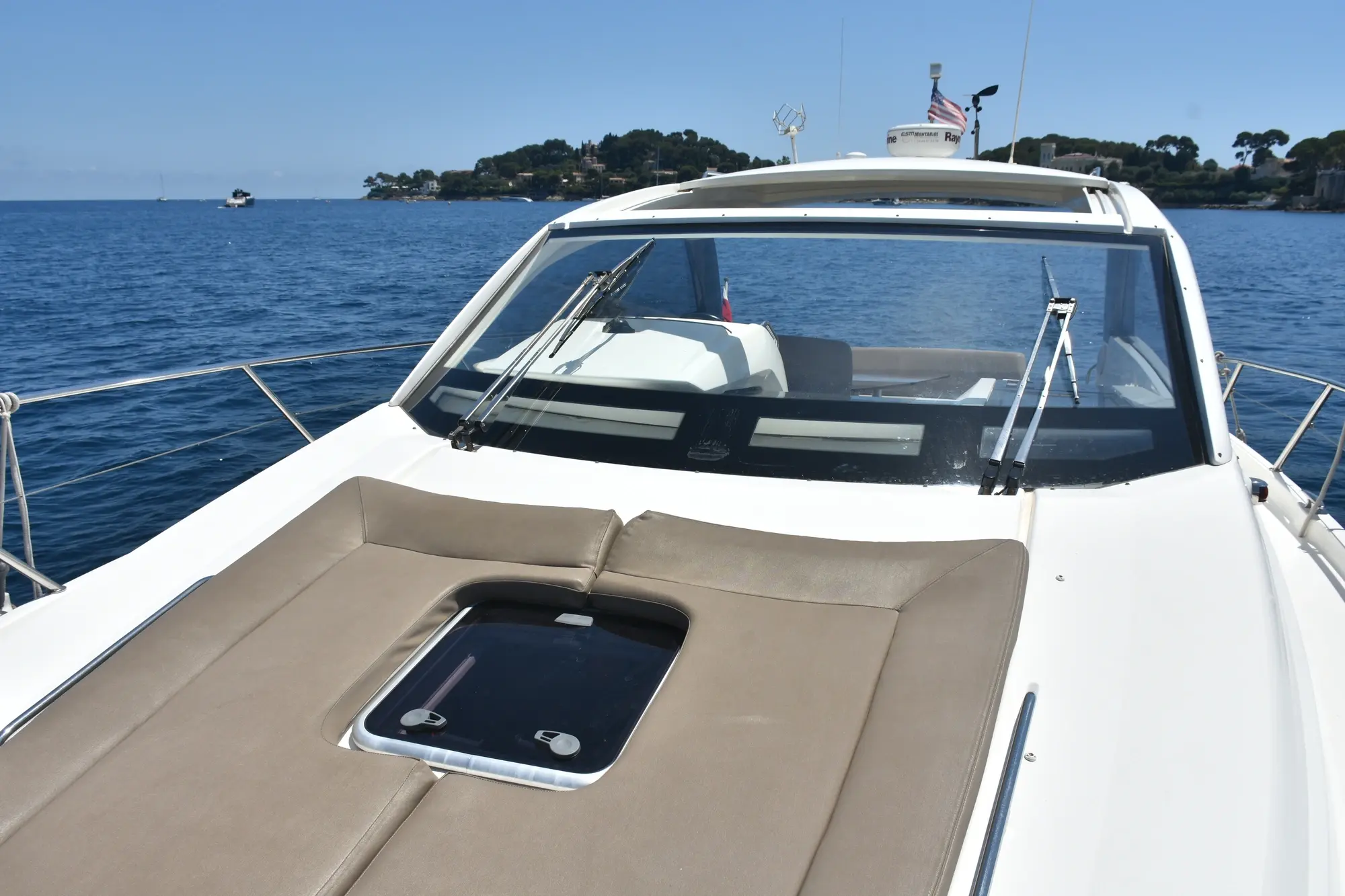 Adele Boat Photo by Blue Hat Boat Rental