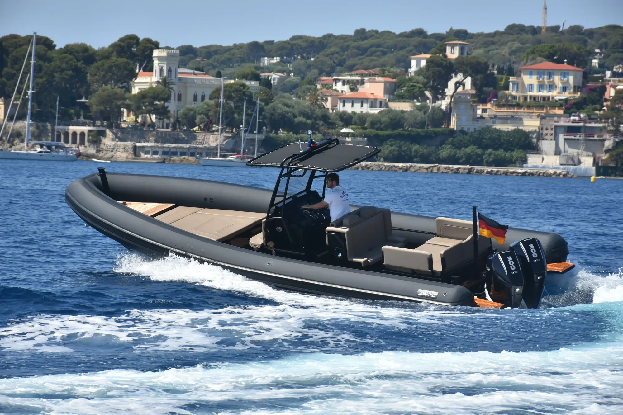 Phantom Boat Photo by Blue Hat Boat Rental Cap Ferrat